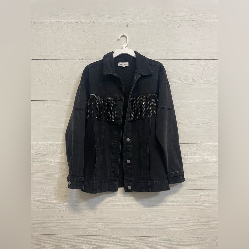 Day + Moon - image 2